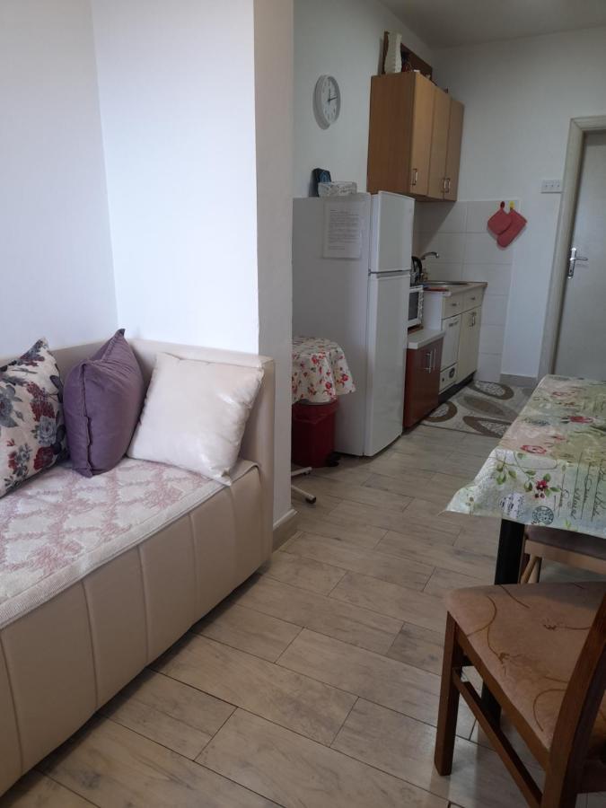 Apartman Sb ウルツィニ エクステリア 写真