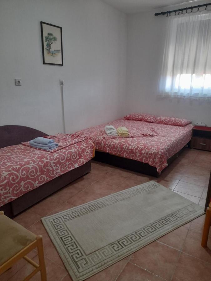 Apartman Sb ウルツィニ エクステリア 写真