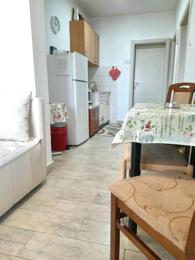 Apartman Sb ウルツィニ エクステリア 写真